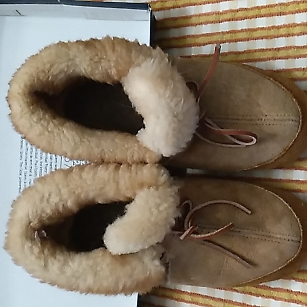 Miinatauk Slippers
